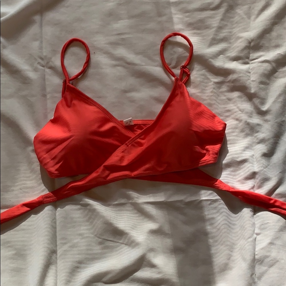 Bathing suit top
